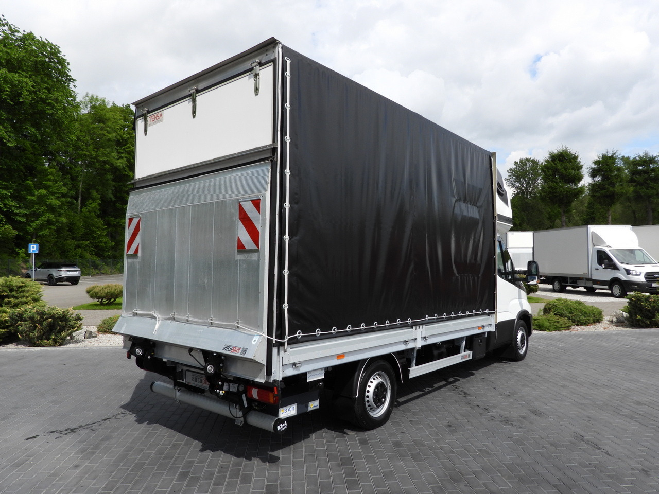 IVECO DAILY 35S18 TARPAULIN LIFT 8 PALLETS WEBASTO CRUISE CONTROL AIR CONDITIONING 180HP - شاحنة مغلقة بستائر جانبية: صورة 3 IVECO DAILY 35S18 TARPAULIN LIFT 8 PALLETS WEBASTO CRUISE CONTROL AIR CONDITIONING 180HP - شاحنة مغلقة بستائر جانبية: صورة 3