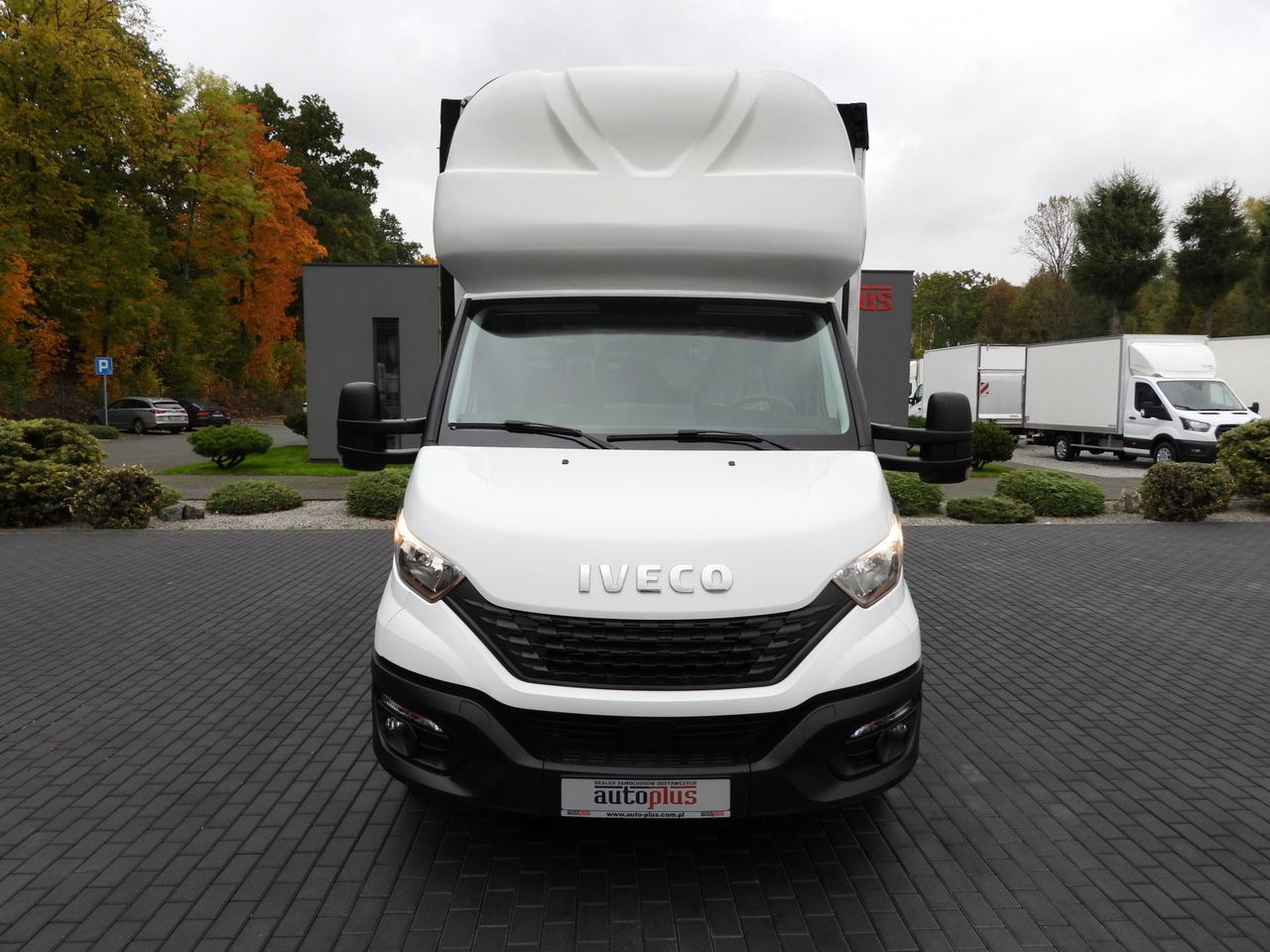 IVECO DAILY 35S18 TARPAULIN LIFT 8 PALLETS WEBASTO CRUISE CONTROL AIR CONDITIONING 180HP - شاحنة مغلقة بستائر جانبية: صورة 5 IVECO DAILY 35S18 TARPAULIN LIFT 8 PALLETS WEBASTO CRUISE CONTROL AIR CONDITIONING 180HP - شاحنة مغلقة بستائر جانبية: صورة 5