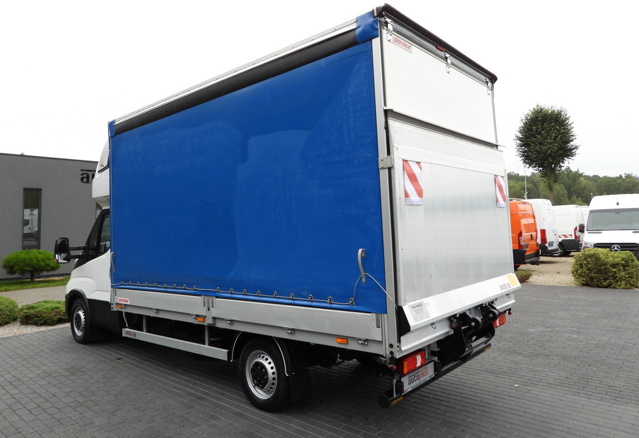 شاحنة مغلقة بستائر جانبية IVECO DAILY 35S18 TARPAULIN LIFT 8 PALLETS WEBASTO CRUISE CONTROL LED LIGHTS AIR CONDITIONING  180HP: صورة 10