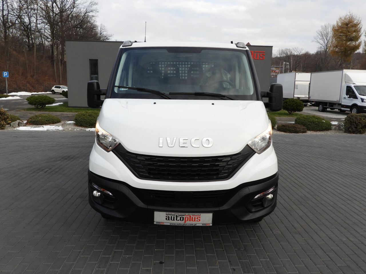 IVECO DAILY 50C16 THREE-WAY TIPPER DOUBLE CABIN DOKA 6 SEATS CRUISE CONTROL PNEUMATICS TWIN WHEELS AIR CONDITIONING 160HP - قلاب صغير: صورة 5 IVECO DAILY 50C16 THREE-WAY TIPPER DOUBLE CABIN DOKA 6 SEATS CRUISE CONTROL PNEUMATICS TWIN WHEELS AIR CONDITIONING 160HP - قلاب صغير: صورة 5