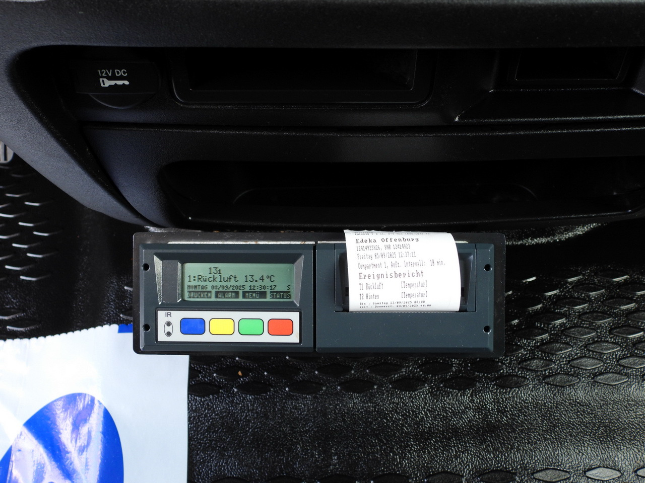 شاحنة ذات مبرد IVECO DAILY 70C17 REFRIGERATOR 1*C LIFT 10 PALLETS POWER SUPPLY 230V CRUISE CONTROL AIR CONDITIONING PNEUMATICS AUTOMATIC TRANSMISSION HI-MATIC TWIN WHEELS  170HP: صورة 47