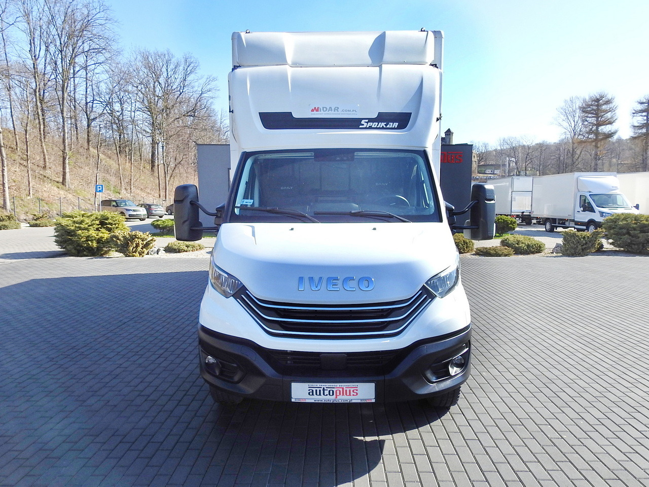 IVECO DAILY 70C18 BOX LIFT 14 PALLETS WEBASTO CRUISE CONTROL NAVIGATION LED LIGHTS TWIN WHEELS AIR CONDITIONING 180HP - شاحنة بصندوق مغلق: صورة 5 IVECO DAILY 70C18 BOX LIFT 14 PALLETS WEBASTO CRUISE CONTROL NAVIGATION LED LIGHTS TWIN WHEELS AIR CONDITIONING 180HP - شاحنة بصندوق مغلق: صورة 5