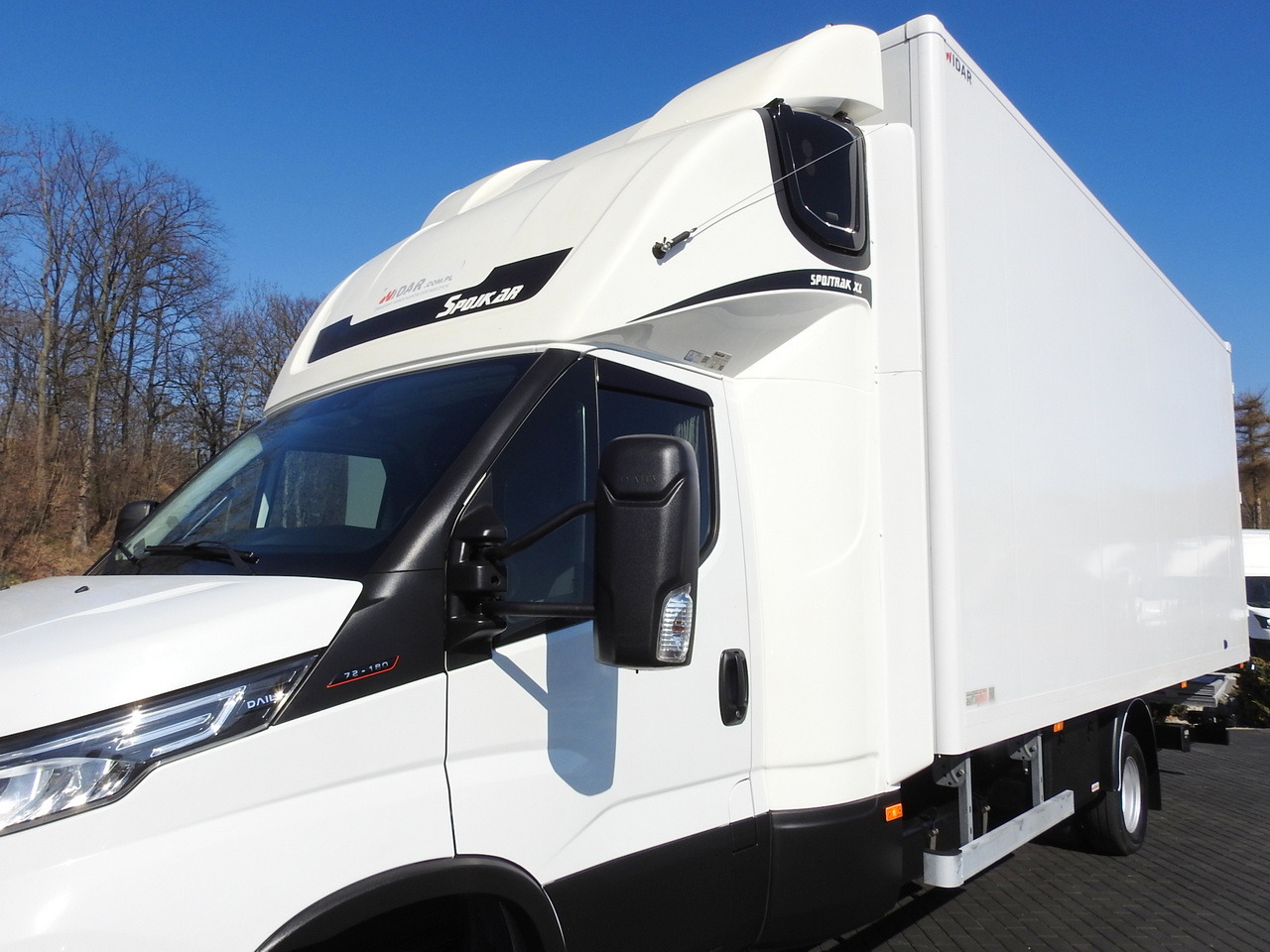 شاحنة بصندوق مغلق IVECO DAILY 70C18 BOX LIFT 14 PALLETS WEBASTO CRUISE CONTROL NAVIGATION LED LIGHTS TWIN WHEELS AIR CONDITIONING 180HP: صورة 20 شاحنة بصندوق مغلق IVECO DAILY 70C18 BOX LIFT 14 PALLETS WEBASTO CRUISE CONTROL NAVIGATION LED LIGHTS TWIN WHEELS AIR CONDITIONING 180HP: صورة 20