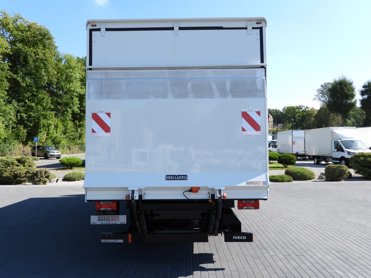 شاحنة صندوقية IVECO DAILY 72C18 LIFT 14 PALLETS CRUISE CONTROL PNEUMATICS AUTOMATIC TRANSMISSION HI-MATIC TWIN WHEELS AIR CONDITIONING  180HP: صورة 10