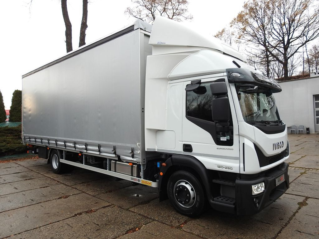 Iveco EUROCARGO 120-250 PRITSCHE PLANE 18 PALETTEN A/C - شاحنة ذات ستائر جانبية: صورة 4 Iveco EUROCARGO 120-250 PRITSCHE PLANE 18 PALETTEN A/C - شاحنة ذات ستائر جانبية: صورة 4
