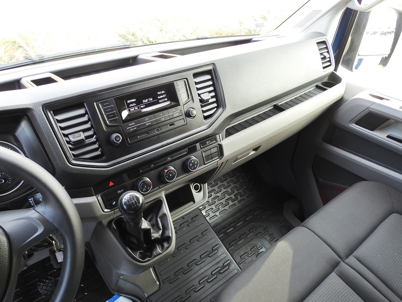 شاحنة توصيل مبردة MAN TGE 3.180 REGRIGERATOR BOX -5*C 8 PALLETS HEATING FUNCTION CRUISE CONTROL PNEUMATICS AIR CONDITIONING 180HP: صورة 33 شاحنة توصيل مبردة MAN TGE 3.180 REGRIGERATOR BOX -5*C 8 PALLETS HEATING FUNCTION CRUISE CONTROL PNEUMATICS AIR CONDITIONING 180HP: صورة 33