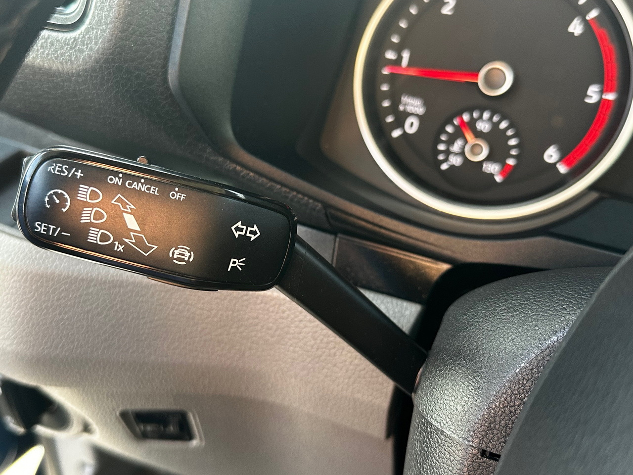 شاحنة توصيل مبردة MAN TGE 3.180 REGRIGERATOR BOX -5*C 8 PALLETS HEATING FUNCTION CRUISE CONTROL PNEUMATICS AIR CONDITIONING 180HP: صورة 32 شاحنة توصيل مبردة MAN TGE 3.180 REGRIGERATOR BOX -5*C 8 PALLETS HEATING FUNCTION CRUISE CONTROL PNEUMATICS AIR CONDITIONING 180HP: صورة 32