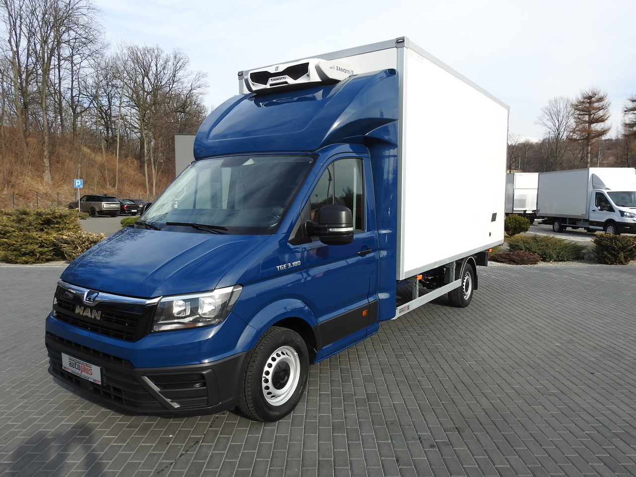 شاحنة توصيل مبردة MAN TGE 3.180 REGRIGERATOR BOX -5*C 8 PALLETS HEATING FUNCTION CRUISE CONTROL PNEUMATICS AIR CONDITIONING 180HP: صورة 18 شاحنة توصيل مبردة MAN TGE 3.180 REGRIGERATOR BOX -5*C 8 PALLETS HEATING FUNCTION CRUISE CONTROL PNEUMATICS AIR CONDITIONING 180HP: صورة 18