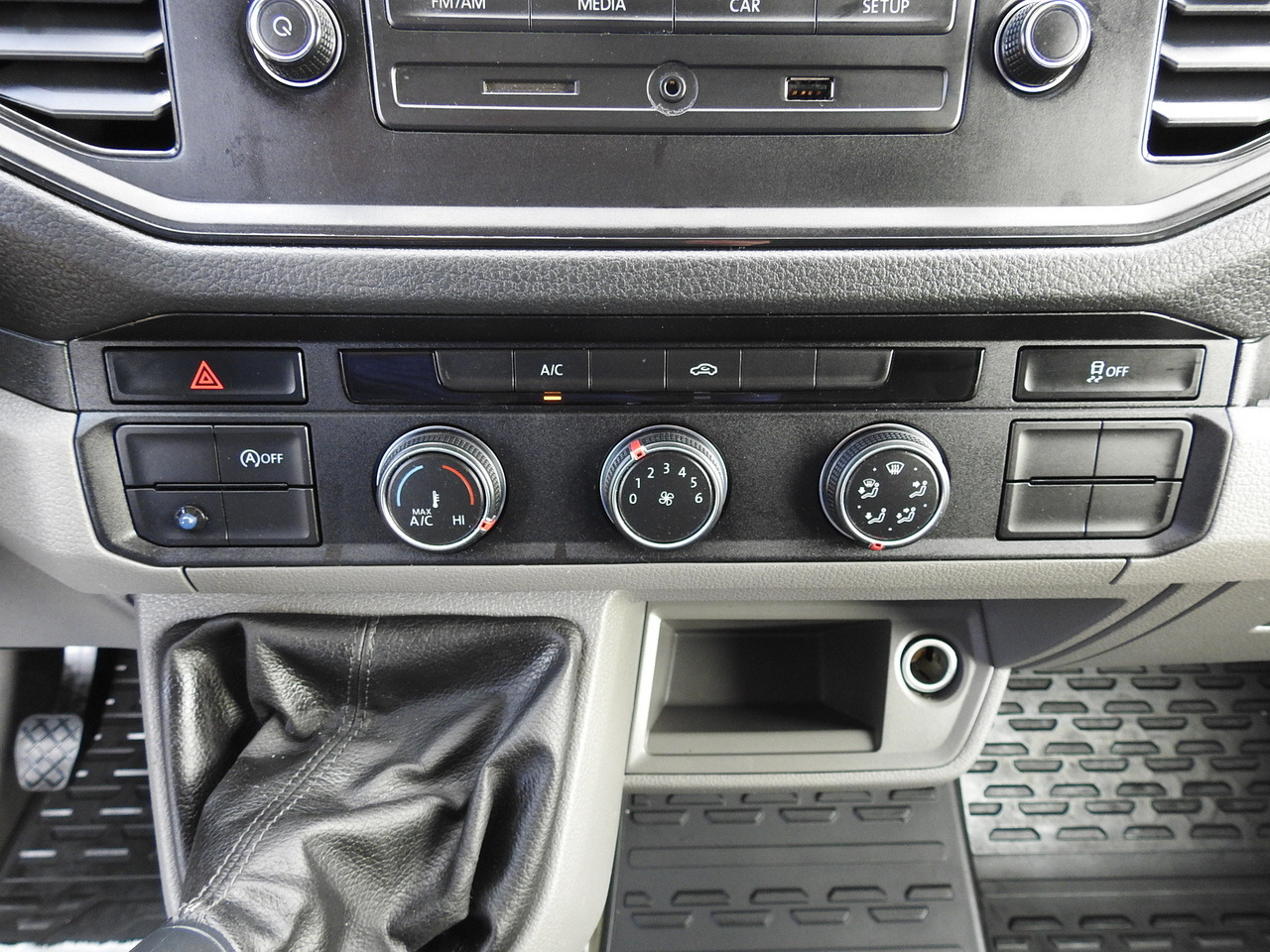 شاحنة توصيل مبردة MAN TGE 3.180 REGRIGERATOR BOX -5*C 8 PALLETS HEATING FUNCTION CRUISE CONTROL PNEUMATICS AIR CONDITIONING 180HP: صورة 36 شاحنة توصيل مبردة MAN TGE 3.180 REGRIGERATOR BOX -5*C 8 PALLETS HEATING FUNCTION CRUISE CONTROL PNEUMATICS AIR CONDITIONING 180HP: صورة 36