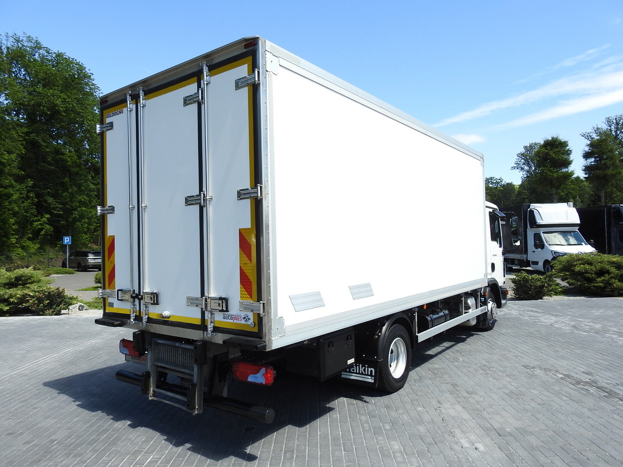 MAN TGL 10.180 REGRIGERATOR BOX -20*C 11 PALLETS POWER SUPPLY 230V AIR CONDITIONING PNEUMATICS TWIN WHEELS 180HP - شاحنة ذات مبرد: صورة 3 MAN TGL 10.180 REGRIGERATOR BOX -20*C 11 PALLETS POWER SUPPLY 230V AIR CONDITIONING PNEUMATICS TWIN WHEELS 180HP - شاحنة ذات مبرد: صورة 3