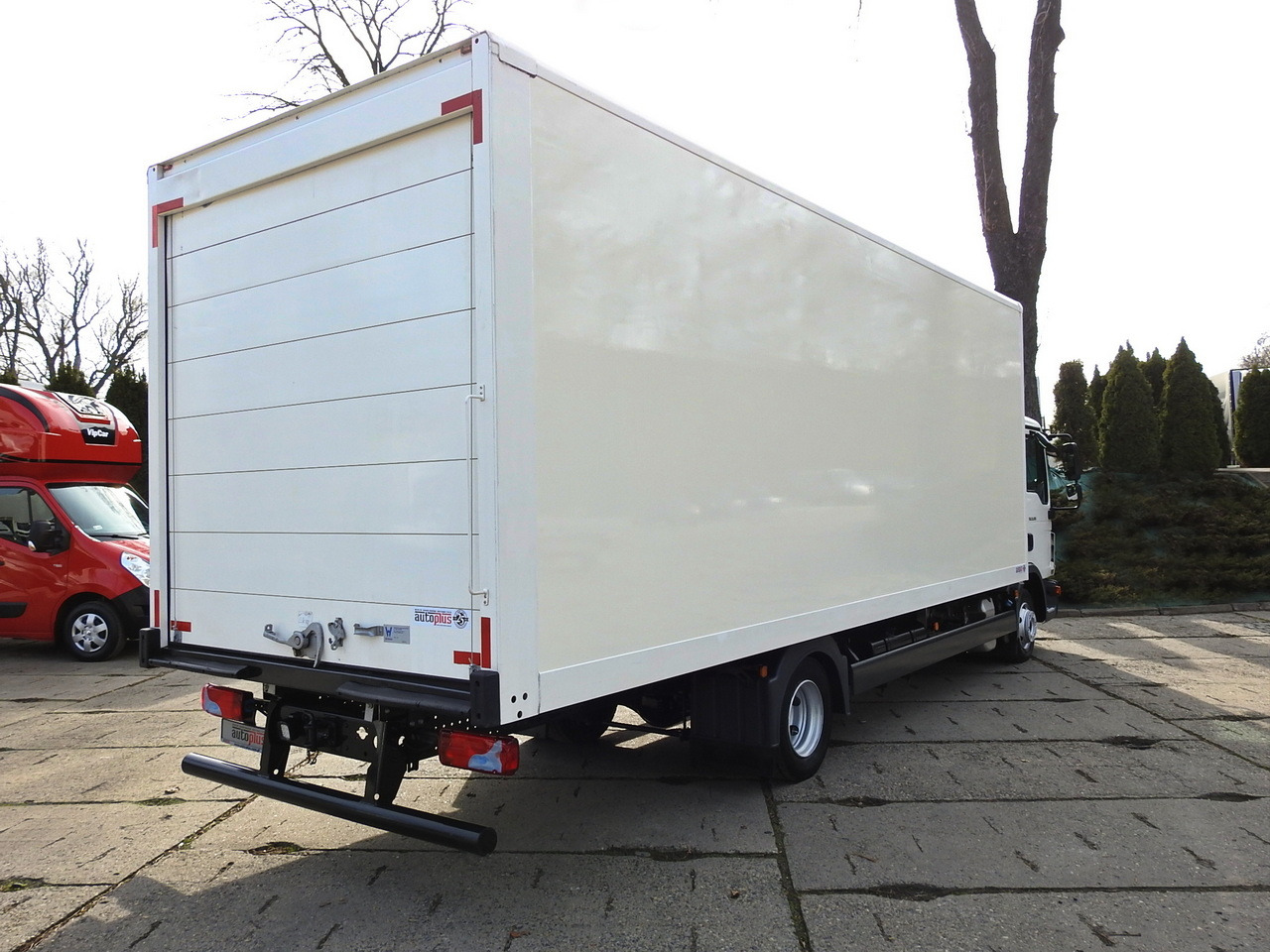 MAN TGL 8.18 BOX 16 PALLETS CRUISE CONTROL TWIN WHEELS 180HP - شاحنة بصندوق مغلق: صورة 3 MAN TGL 8.18 BOX 16 PALLETS CRUISE CONTROL TWIN WHEELS 180HP - شاحنة بصندوق مغلق: صورة 3