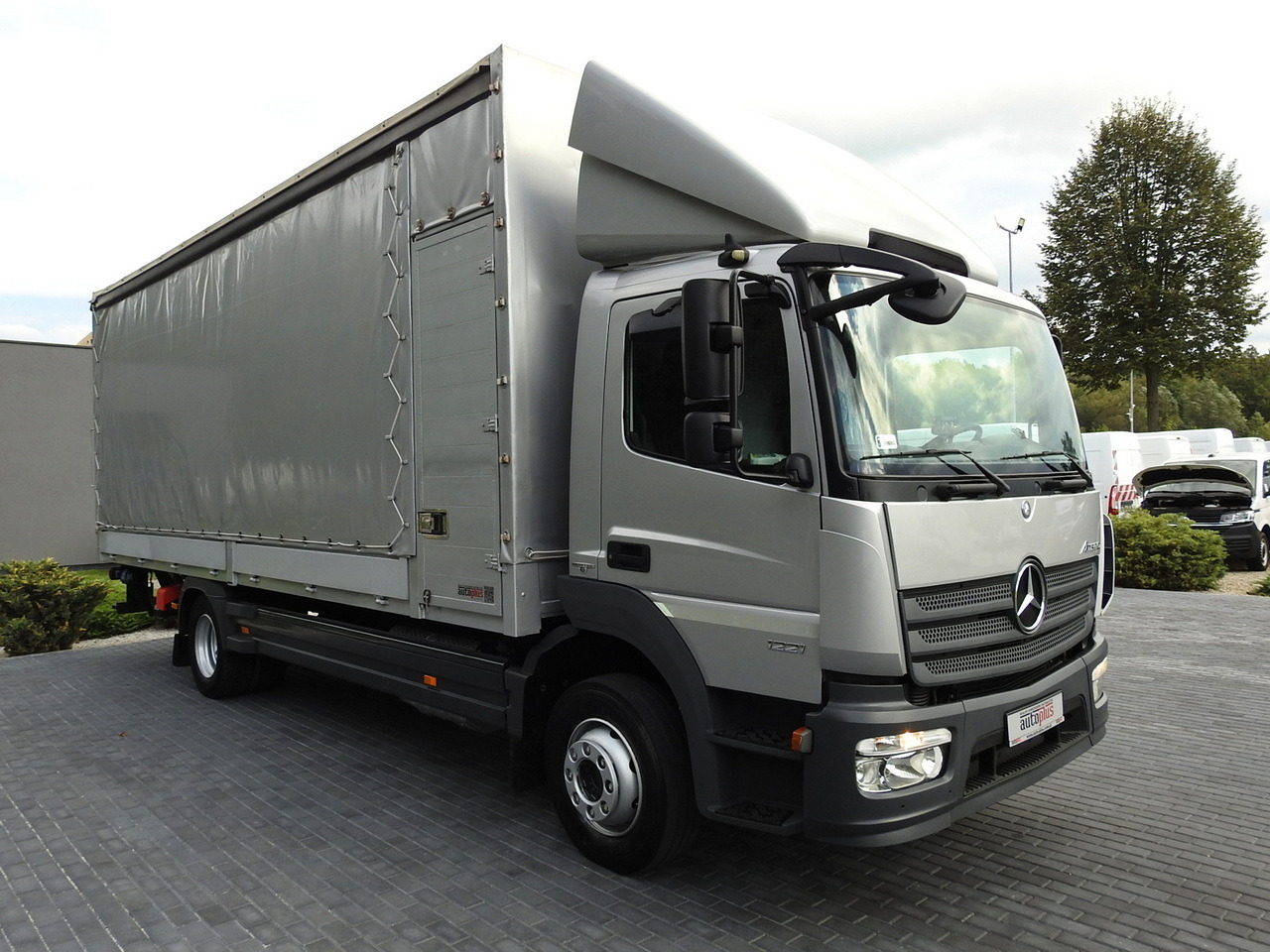 MERCEDES ATEGO 1221 TARPAULIN LIFT 16 PALLETS WEBASTO AIR CONDITIONING PNEUMATICS TWIN WHEELS 230HP - شاحنة مغلقة بستائر جانبية: صورة 4 MERCEDES ATEGO 1221 TARPAULIN LIFT 16 PALLETS WEBASTO AIR CONDITIONING PNEUMATICS TWIN WHEELS 230HP - شاحنة مغلقة بستائر جانبية: صورة 4