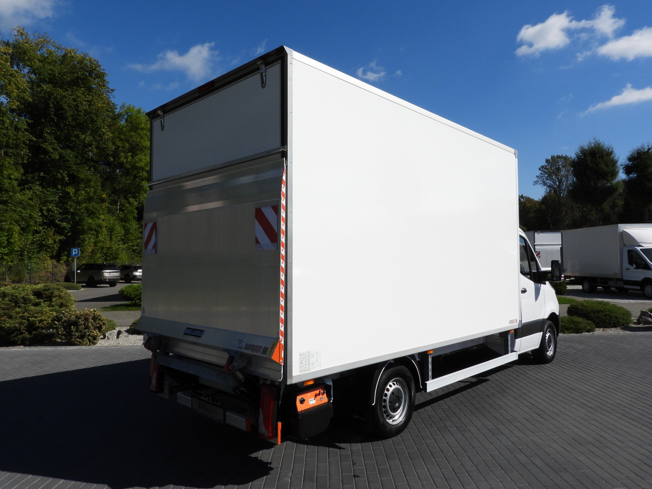 MERCEDES SPRINTER 315 BOX LIFT 8 PALLETS AIR CONDITIONING 150HP - شاحنة بصندوق مغلق: صورة 3 MERCEDES SPRINTER 315 BOX LIFT 8 PALLETS AIR CONDITIONING 150HP - شاحنة بصندوق مغلق: صورة 3
