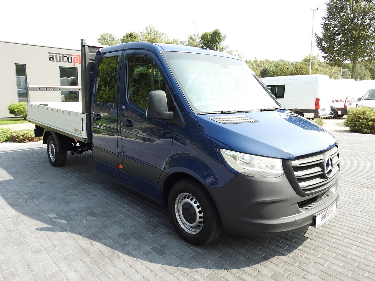 MERCEDES SPRINTER 316 STAKE BODY DOUBLE CABIN DOKA 7 SEATS AIR CONDITIONING 160HP - الشاحنات الصغيرة كابينة مزدوجة: صورة 4 MERCEDES SPRINTER 316 STAKE BODY DOUBLE CABIN DOKA 7 SEATS AIR CONDITIONING 160HP - الشاحنات الصغيرة كابينة مزدوجة: صورة 4