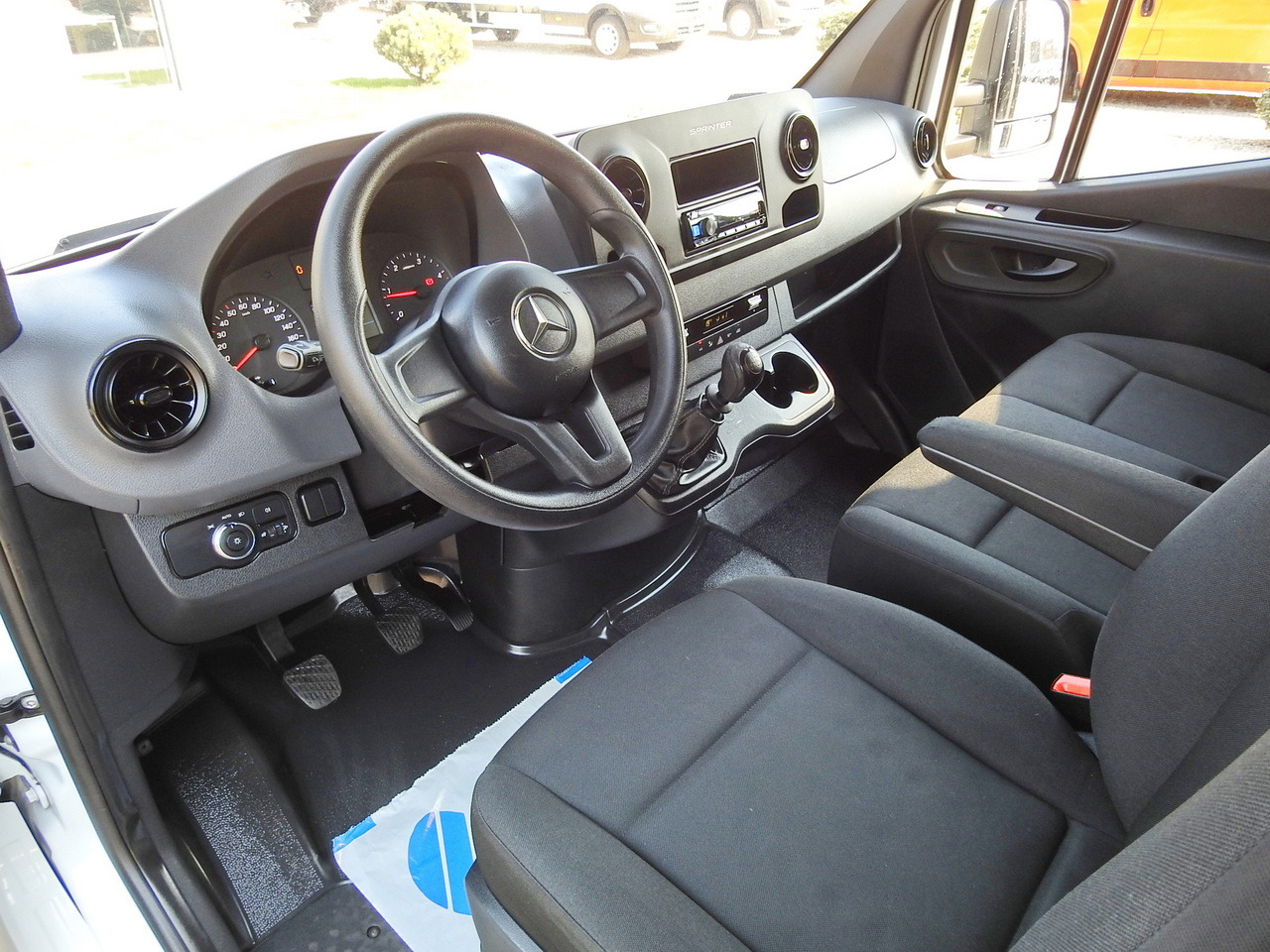MERCEDES SPRINTER 316 TARPAULIN 10 PALLETS WEBASTO AIR CONDITIONING 165HP - شاحنة مغلقة بستائر جانبية: صورة 2 MERCEDES SPRINTER 316 TARPAULIN 10 PALLETS WEBASTO AIR CONDITIONING 165HP - شاحنة مغلقة بستائر جانبية: صورة 2