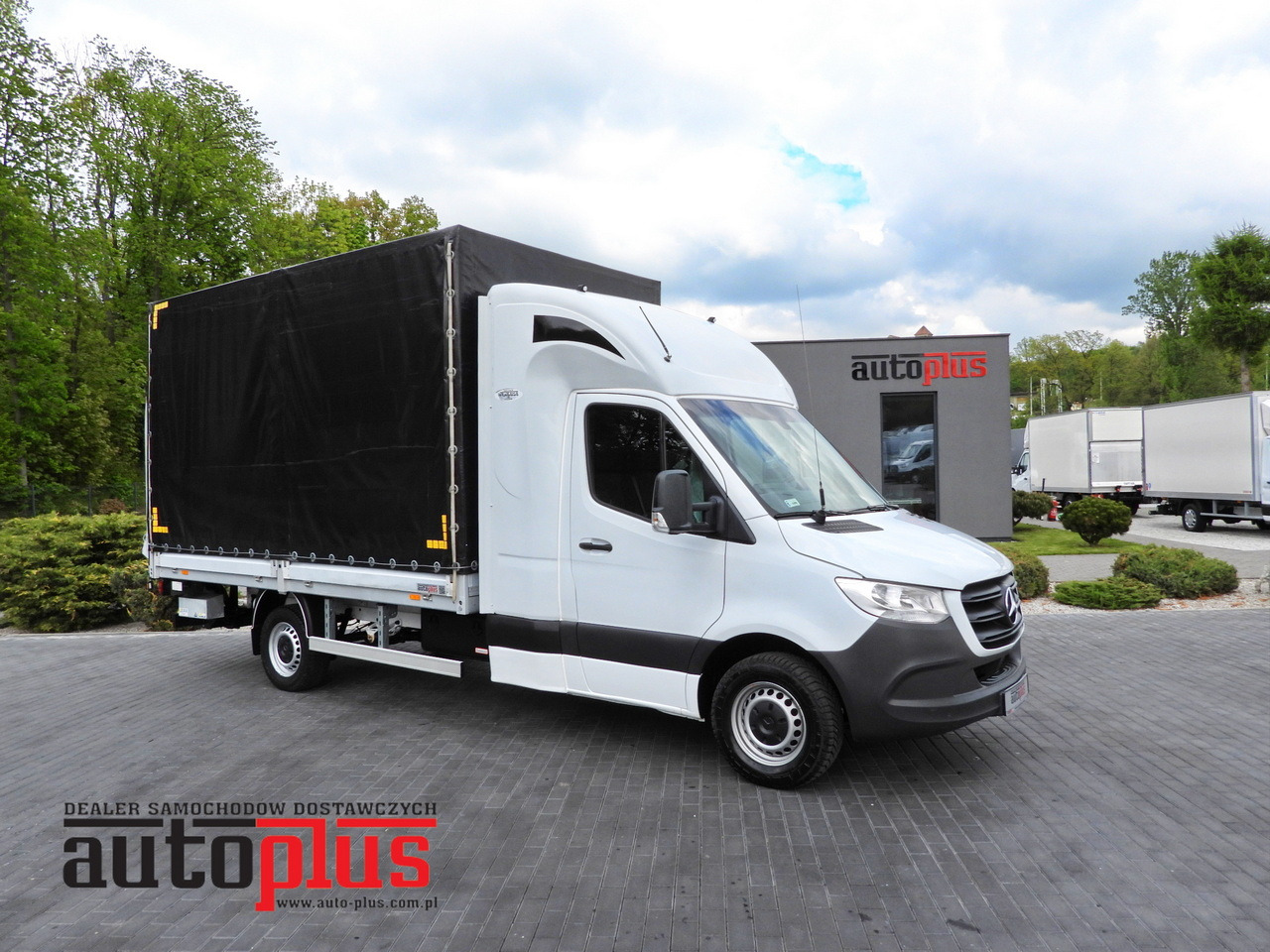 MERCEDES SPRINTER 316 TARPAULIN LIFT 8 PALLETS WEBASTO CRUISE CONTROL AIR CONDITIONING 160HP - شاحنة مغلقة بستائر جانبية: صورة 1 MERCEDES SPRINTER 316 TARPAULIN LIFT 8 PALLETS WEBASTO CRUISE CONTROL AIR CONDITIONING 160HP - شاحنة مغلقة بستائر جانبية: صورة 1