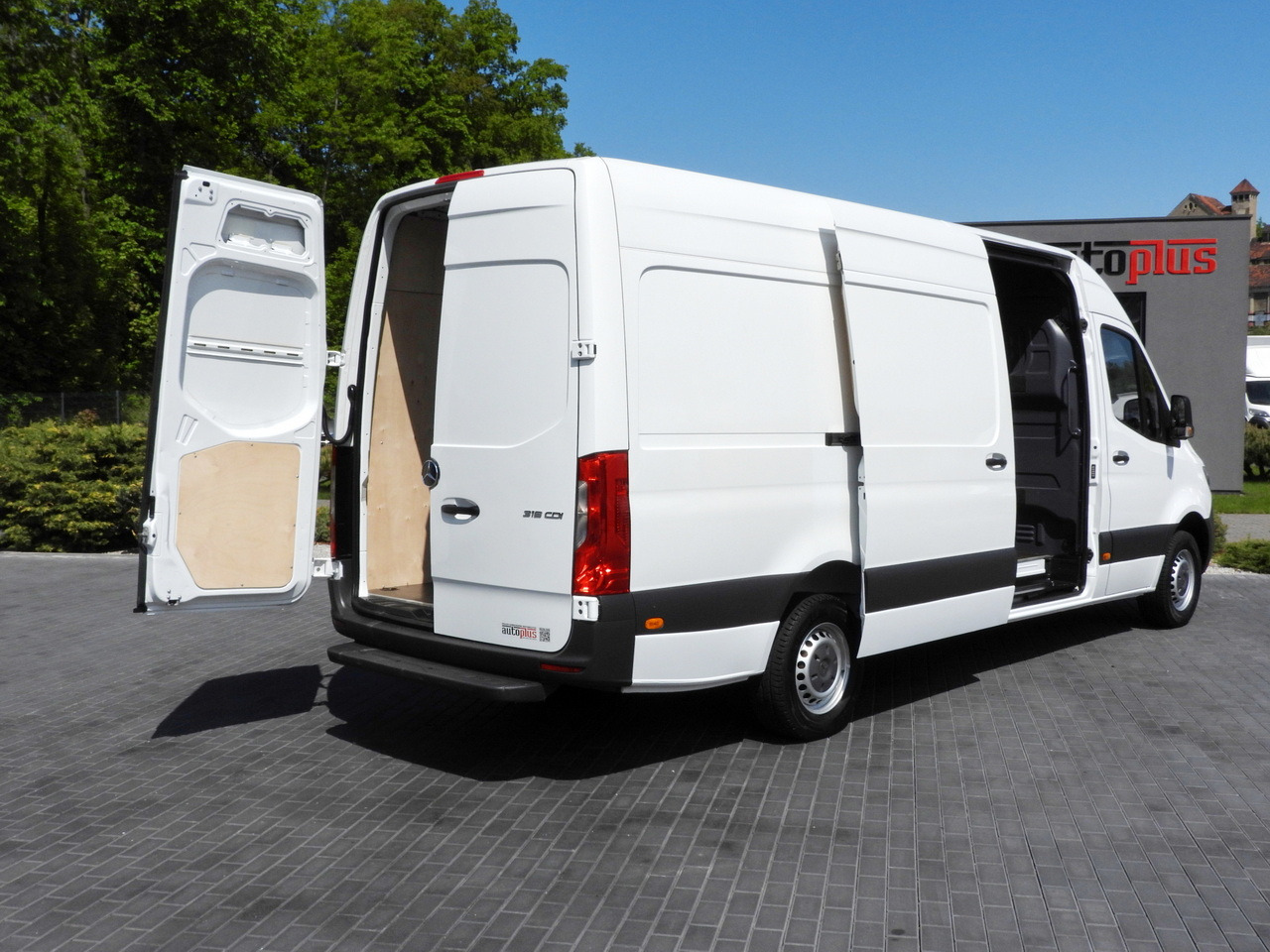 MERCEDES SPRINTER 316 VAN AIR CONDITIONING  165HP - فان: صورة 3 MERCEDES SPRINTER 316 VAN AIR CONDITIONING  165HP - فان: صورة 3
