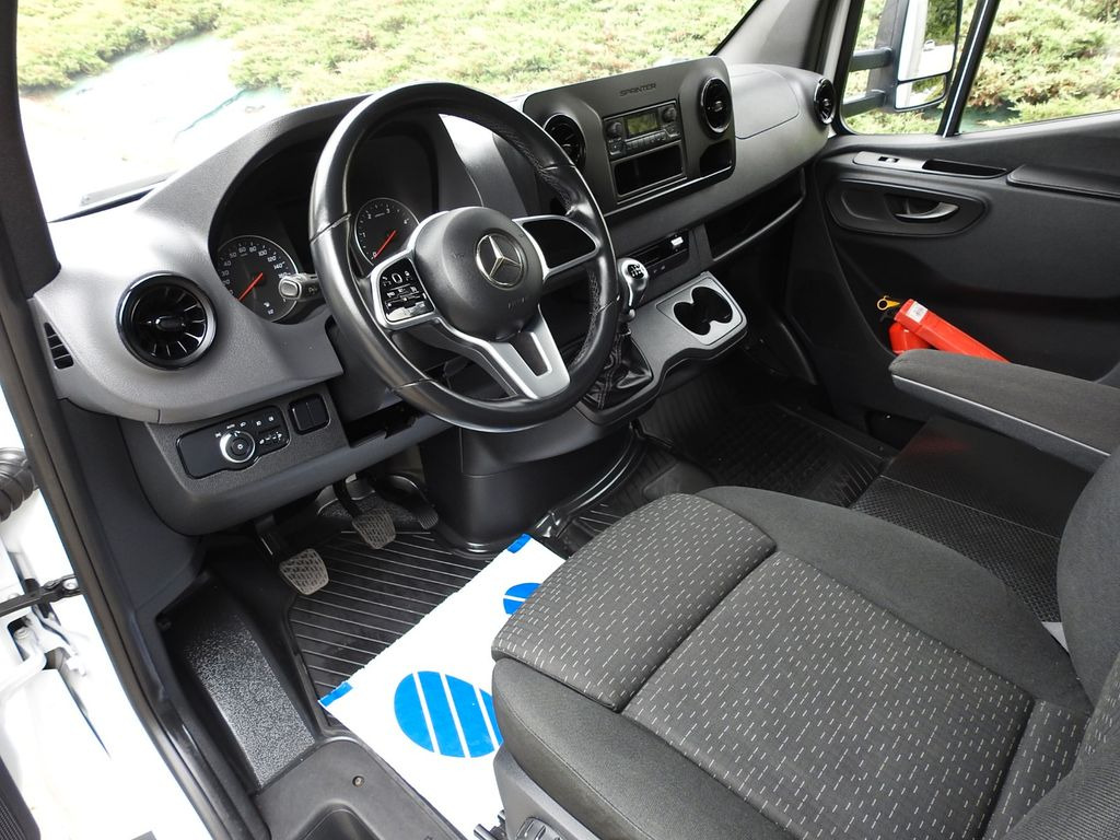 Mercedes-Benz SPRINTER 316 PRITSCHE PLANE 10 PALETTEN WEBASTO - شاحنة مغلقة بستائر جانبية, الشاحنات الصغيرة كابينة مزدوجة: صورة 2 Mercedes-Benz SPRINTER 316 PRITSCHE PLANE 10 PALETTEN WEBASTO - شاحنة مغلقة بستائر جانبية, الشاحنات الصغيرة كابينة مزدوجة: صورة 2