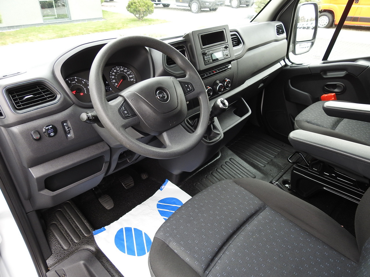 OPEL MOVANO TARPAULIN 8 PALLETS WEBASTO CRUISE CONTROL LED LIGHTS PNEUMATICS AIR CONDITIONING 165HP - شاحنة مغلقة بستائر جانبية: صورة 2 OPEL MOVANO TARPAULIN 8 PALLETS WEBASTO CRUISE CONTROL LED LIGHTS PNEUMATICS AIR CONDITIONING 165HP - شاحنة مغلقة بستائر جانبية: صورة 2