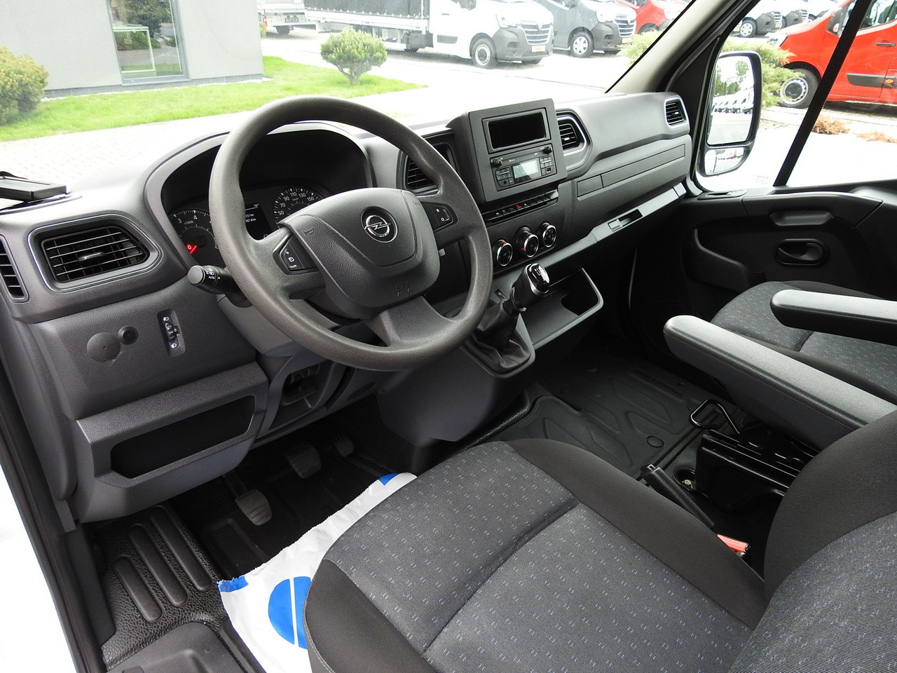 OPEL MOVANO TIPPER DOUBLE CABIN DOKA 6 SEATS CRUISE CONTROL LED LIGHTS AIR CONDITIONING 145HP - قلاب صغير: صورة 2 OPEL MOVANO TIPPER DOUBLE CABIN DOKA 6 SEATS CRUISE CONTROL LED LIGHTS AIR CONDITIONING 145HP - قلاب صغير: صورة 2