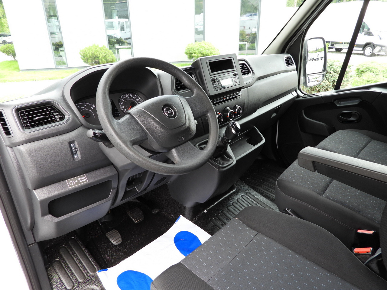 OPEL MOVANO TIPPER DOUBLE CABIN DOKA 7 SEATS LED LIGHTS TWIN WHEELS AIR CONDITIONING 145HP - قلاب صغير: صورة 2 OPEL MOVANO TIPPER DOUBLE CABIN DOKA 7 SEATS LED LIGHTS TWIN WHEELS AIR CONDITIONING 145HP - قلاب صغير: صورة 2