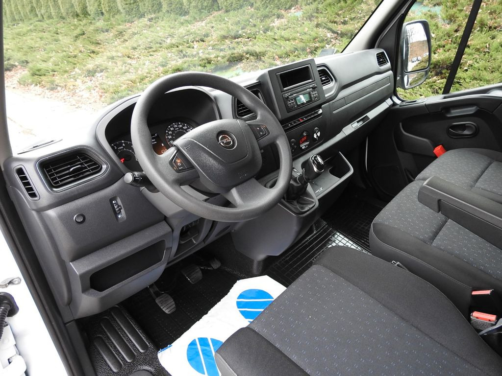 Opel MOVANO PRITSCHE PLANE 10 PALETTEN AUFZUG A/C - شاحنة مغلقة بستائر جانبية: صورة 2 Opel MOVANO PRITSCHE PLANE 10 PALETTEN AUFZUG A/C - شاحنة مغلقة بستائر جانبية: صورة 2