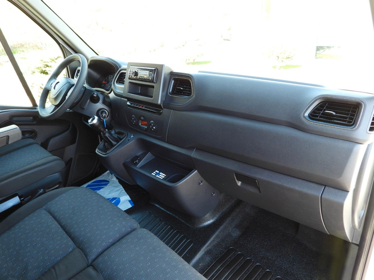 تأجير  Opel MOVANO  PRITSCHE PLANE AUFZUG 9 PALETTEN WEBASTO Opel MOVANO  PRITSCHE PLANE AUFZUG 9 PALETTEN WEBASTO: صورة 28