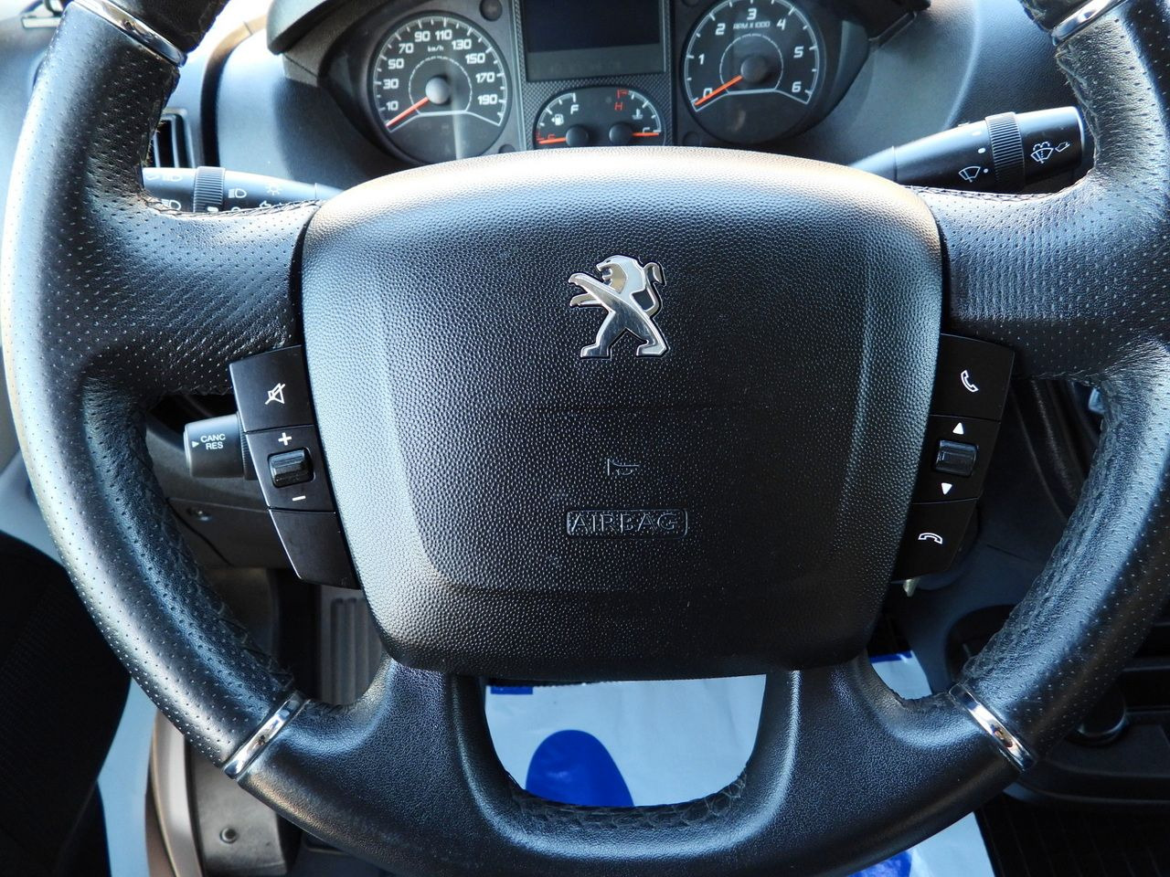 شاحنة توصيل مبردة PEUGEOT BOXER REGRIGERATOR BOX 0*C 8 PALLETS CRUISE CONTROL LED LIGHTS AIR CONDITIONING 165HP: صورة 28 شاحنة توصيل مبردة PEUGEOT BOXER REGRIGERATOR BOX 0*C 8 PALLETS CRUISE CONTROL LED LIGHTS AIR CONDITIONING 165HP: صورة 28