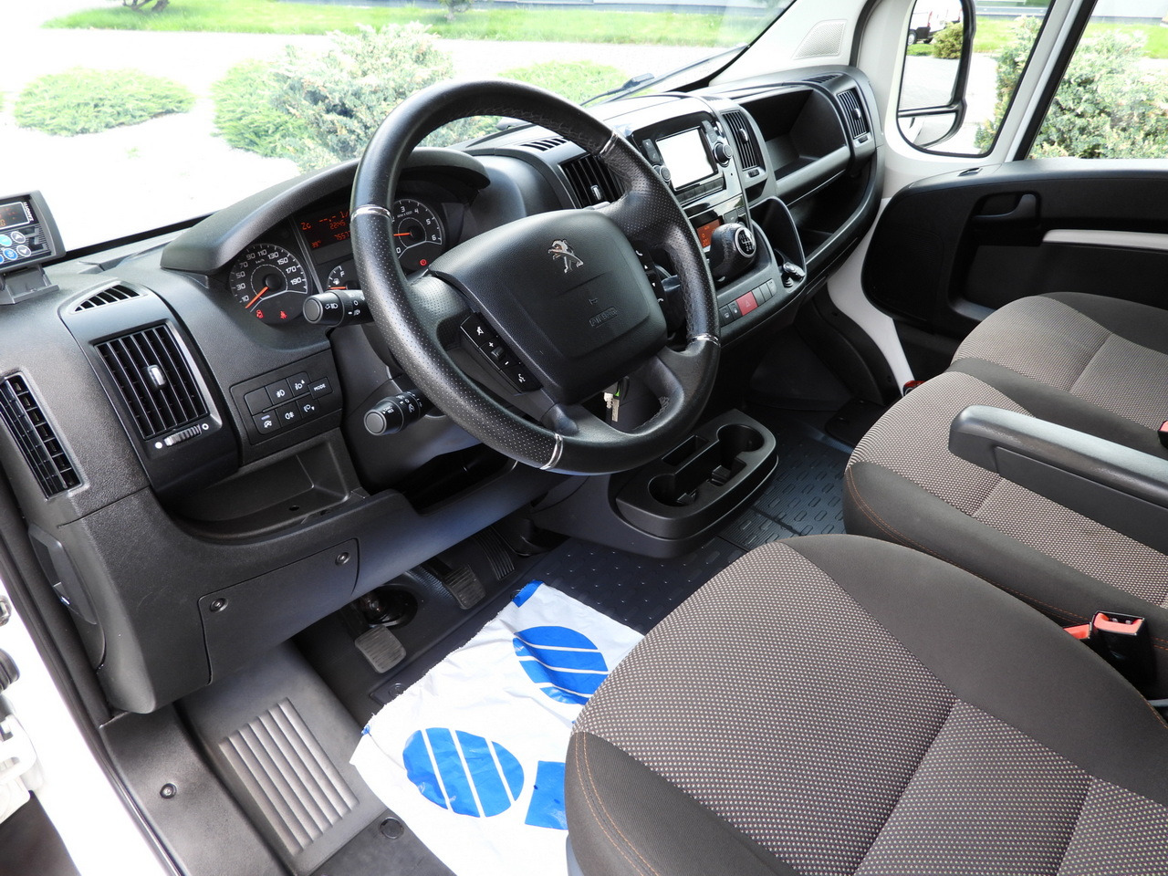 PEUGEOT BOXER REGRIGERATOR BOX 0*C 8 PALLETS CRUISE CONTROL LED LIGHTS AIR CONDITIONING 165HP - شاحنة توصيل مبردة: صورة 2 PEUGEOT BOXER REGRIGERATOR BOX 0*C 8 PALLETS CRUISE CONTROL LED LIGHTS AIR CONDITIONING 165HP - شاحنة توصيل مبردة: صورة 2