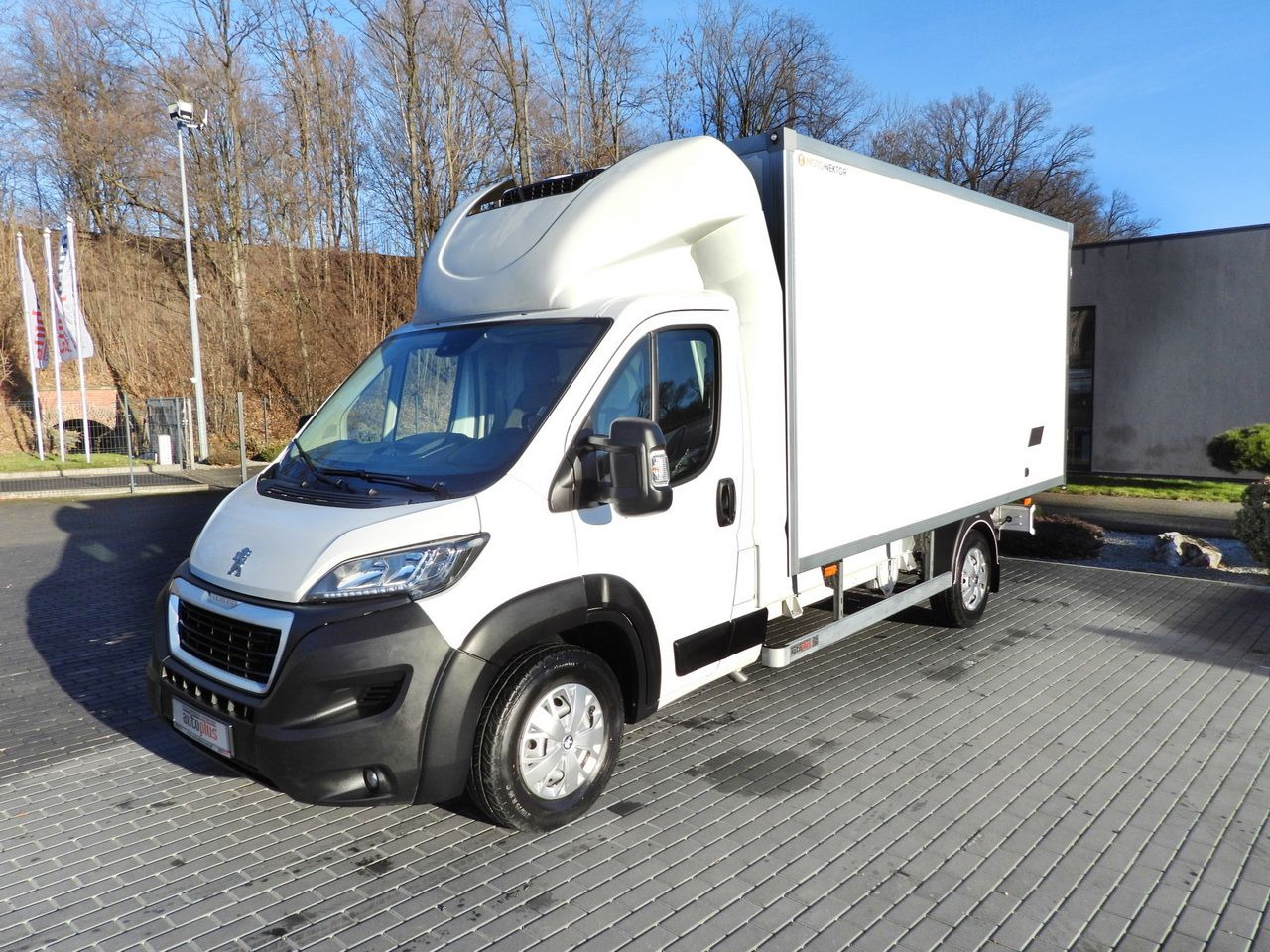 شاحنة توصيل مبردة PEUGEOT BOXER REGRIGERATOR BOX 0*C 8 PALLETS CRUISE CONTROL LED LIGHTS AIR CONDITIONING 165HP: صورة 6 شاحنة توصيل مبردة PEUGEOT BOXER REGRIGERATOR BOX 0*C 8 PALLETS CRUISE CONTROL LED LIGHTS AIR CONDITIONING 165HP: صورة 6