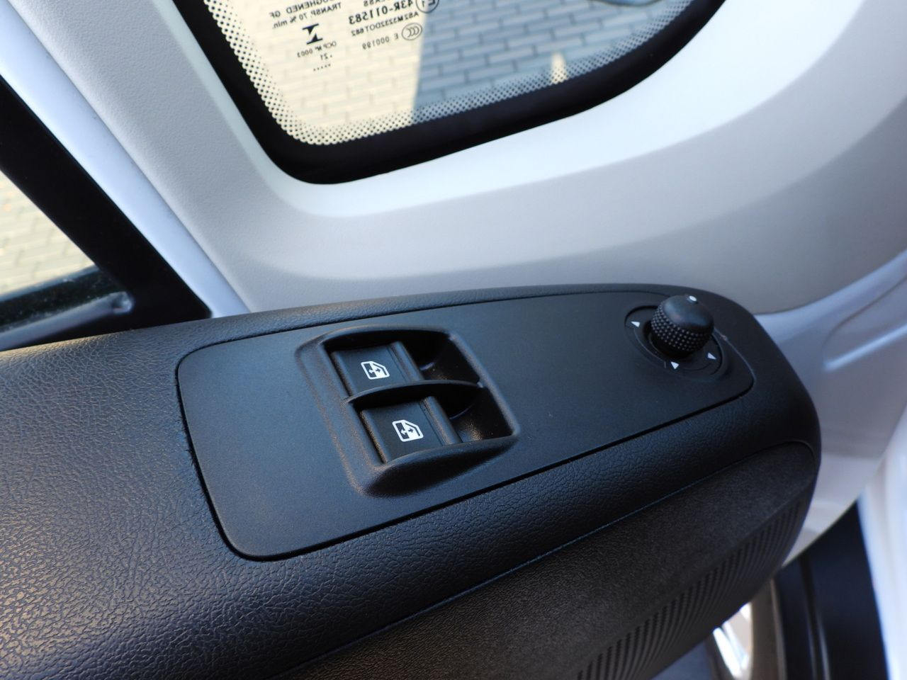 شاحنة توصيل مبردة PEUGEOT BOXER REGRIGERATOR BOX 0*C 8 PALLETS CRUISE CONTROL LED LIGHTS AIR CONDITIONING 165HP: صورة 24 شاحنة توصيل مبردة PEUGEOT BOXER REGRIGERATOR BOX 0*C 8 PALLETS CRUISE CONTROL LED LIGHTS AIR CONDITIONING 165HP: صورة 24