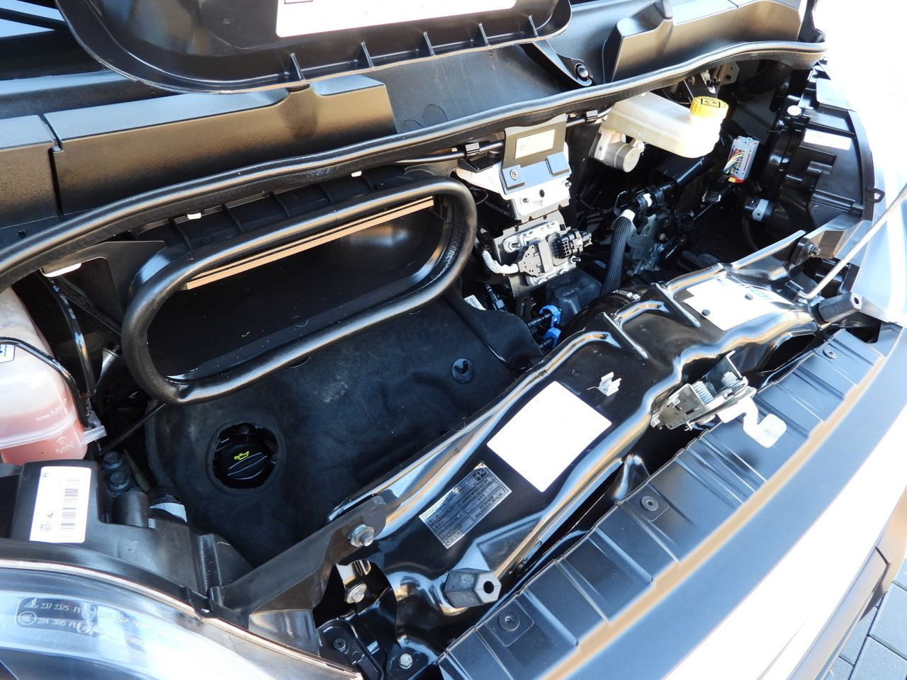 شاحنة توصيل مبردة PEUGEOT BOXER REGRIGERATOR BOX 0*C 8 PALLETS CRUISE CONTROL LED LIGHTS AIR CONDITIONING 165HP: صورة 22 شاحنة توصيل مبردة PEUGEOT BOXER REGRIGERATOR BOX 0*C 8 PALLETS CRUISE CONTROL LED LIGHTS AIR CONDITIONING 165HP: صورة 22