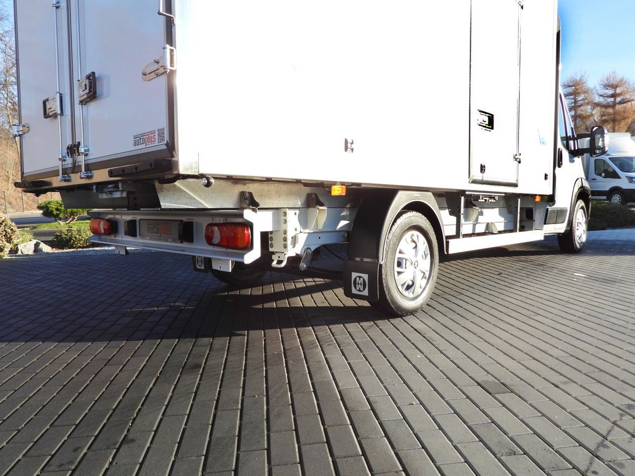 شاحنة توصيل مبردة PEUGEOT BOXER REGRIGERATOR BOX 0*C 8 PALLETS CRUISE CONTROL LED LIGHTS AIR CONDITIONING 165HP: صورة 17 شاحنة توصيل مبردة PEUGEOT BOXER REGRIGERATOR BOX 0*C 8 PALLETS CRUISE CONTROL LED LIGHTS AIR CONDITIONING 165HP: صورة 17