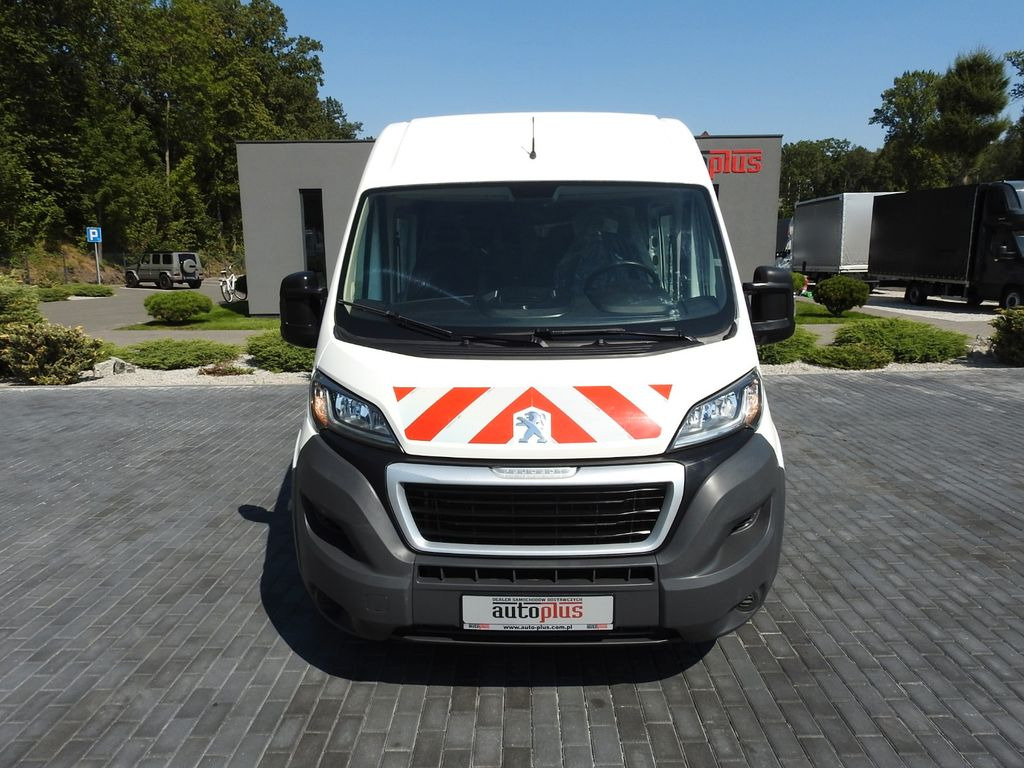 Peugeot BOXER KASTENWAGEN DOPPELKABINE 7 SITZE 110PS - فان, الشاحنات الصغيرة كابينة مزدوجة: صورة 5 Peugeot BOXER KASTENWAGEN DOPPELKABINE 7 SITZE 110PS - فان, الشاحنات الصغيرة كابينة مزدوجة: صورة 5