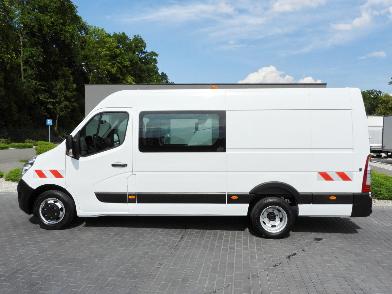 فان RENAULT MASTER BOX DELIVERY VAN 7 SEATS CRUISE CONTROL TWIN WHEELS AIR CONDITIONING  145HP: صورة 9