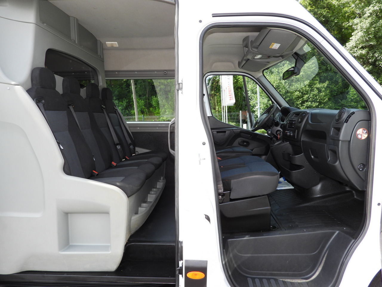 فان RENAULT MASTER BOX DELIVERY VAN 7 SEATS CRUISE CONTROL TWIN WHEELS AIR CONDITIONING  145HP: صورة 33