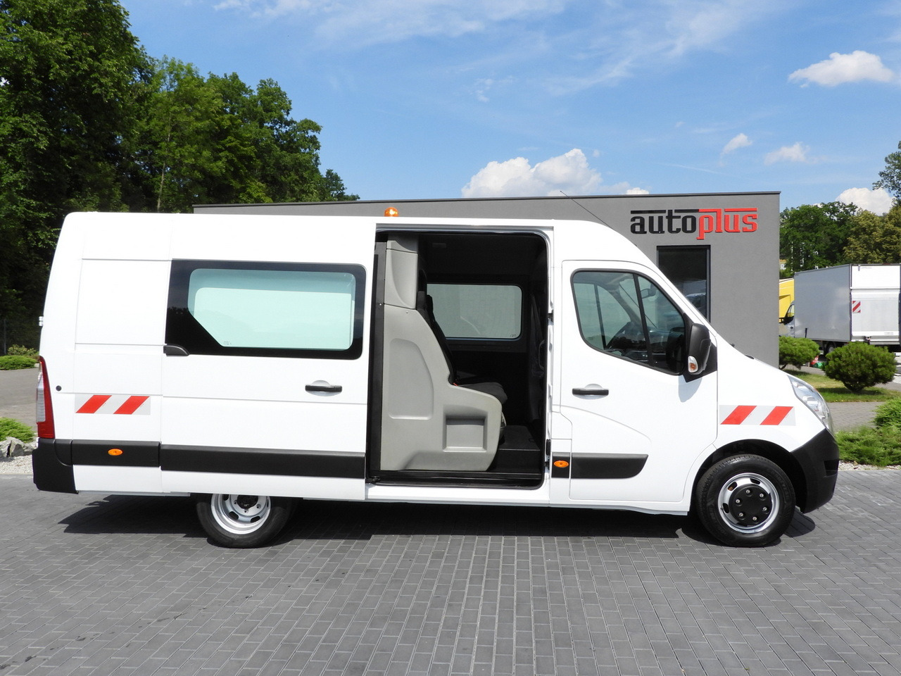 فان RENAULT MASTER BOX DELIVERY VAN 7 SEATS CRUISE CONTROL TWIN WHEELS AIR CONDITIONING  145HP: صورة 8