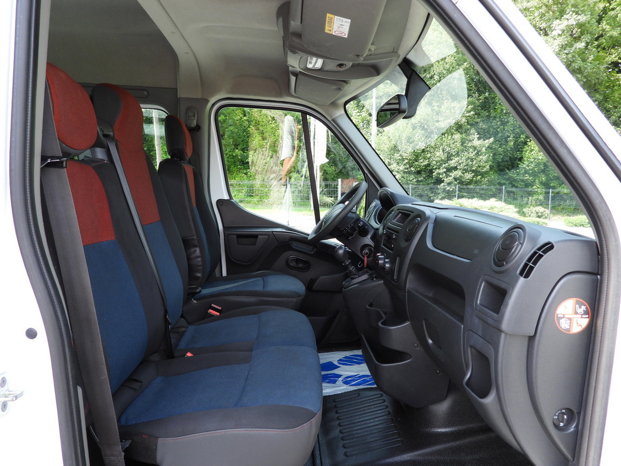 فان RENAULT MASTER BOX DELIVERY VAN 7 SEATS CRUISE CONTROL TWIN WHEELS AIR CONDITIONING  145HP: صورة 31