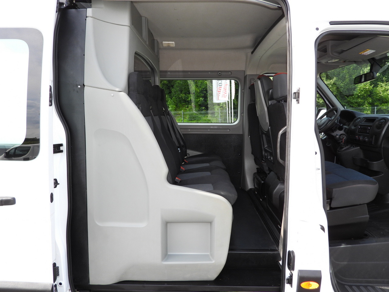 فان RENAULT MASTER BOX DELIVERY VAN 7 SEATS CRUISE CONTROL TWIN WHEELS AIR CONDITIONING  145HP: صورة 34