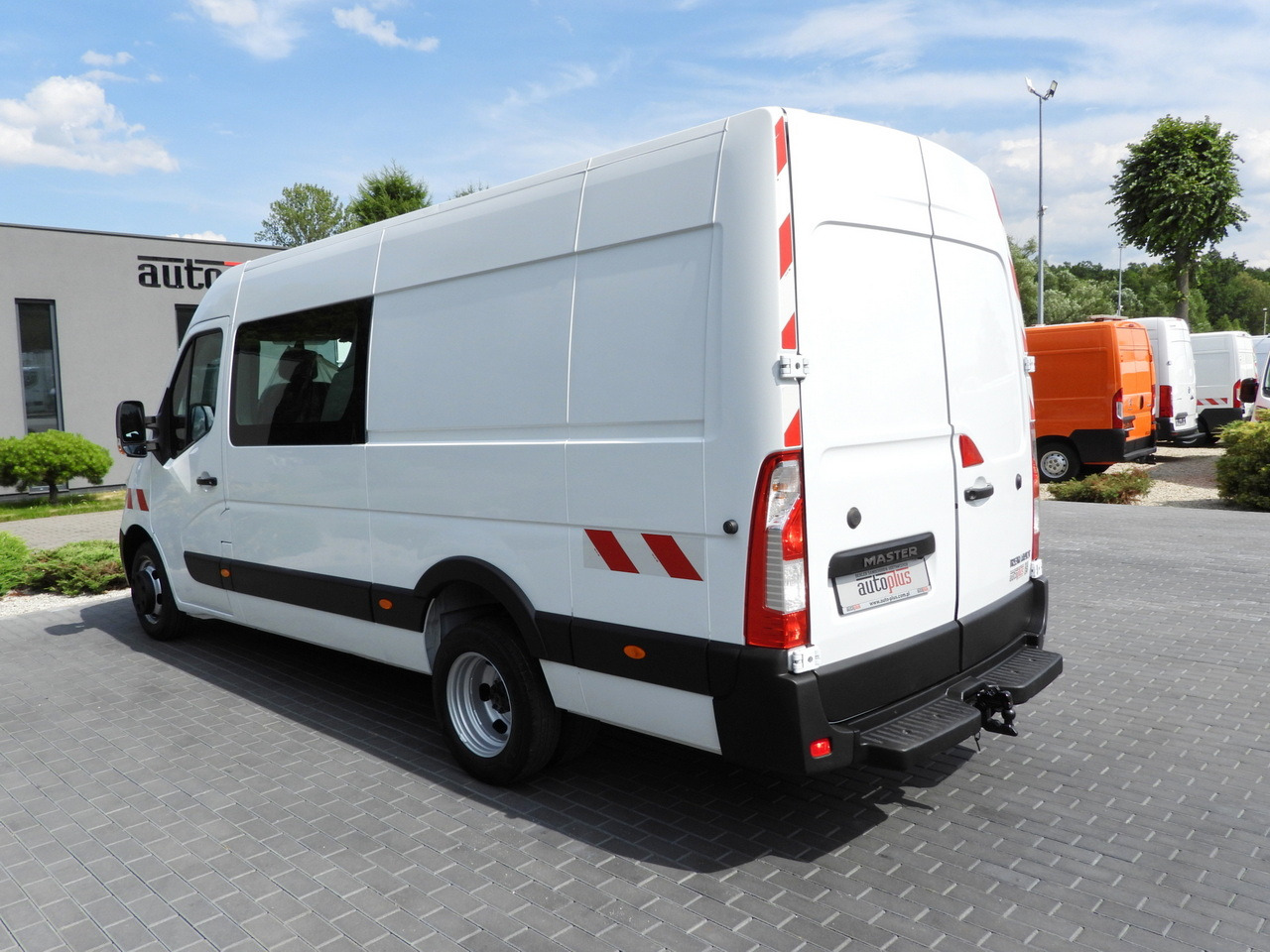 فان RENAULT MASTER BOX DELIVERY VAN 7 SEATS CRUISE CONTROL TWIN WHEELS AIR CONDITIONING  145HP: صورة 10