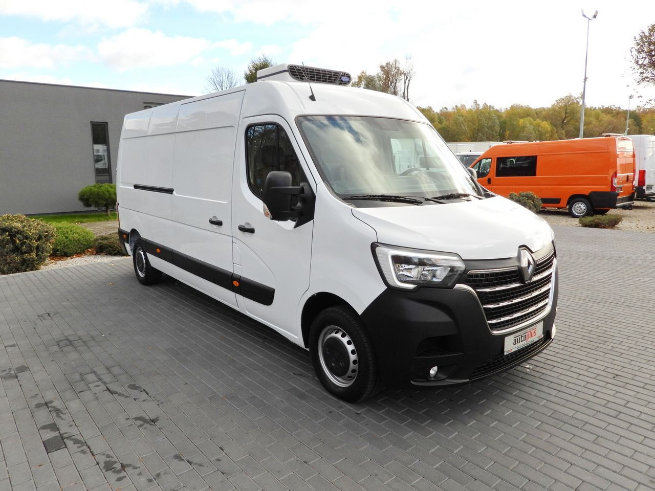 RENAULT MASTER REFRIGERATOR VAN 0*C CRUISE CONTROL LED LIGHTS AIR CONDITIONING 135HP - شاحنة توصيل مبردة: صورة 4 RENAULT MASTER REFRIGERATOR VAN 0*C CRUISE CONTROL LED LIGHTS AIR CONDITIONING 135HP - شاحنة توصيل مبردة: صورة 4