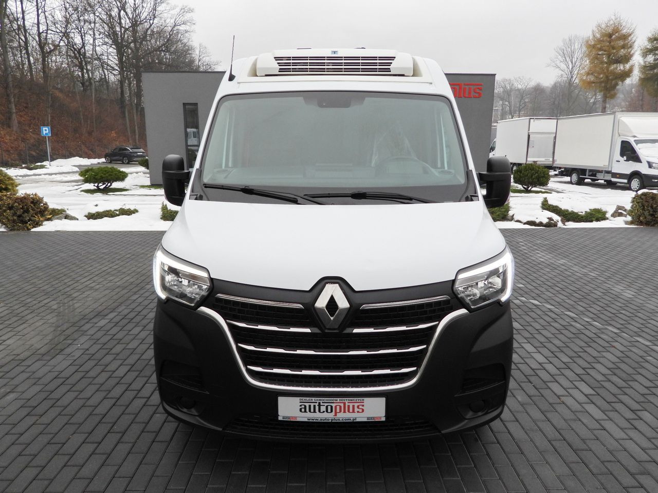 RENAULT MASTER REFRIGERATOR VAN -10*C POWER SUPPLY 230V CRUISE CONTROL NAVIGATION LED LIGHTS AIR CONDITIONING 150HP - شاحنة توصيل مبردة: صورة 5 RENAULT MASTER REFRIGERATOR VAN -10*C POWER SUPPLY 230V CRUISE CONTROL NAVIGATION LED LIGHTS AIR CONDITIONING 150HP - شاحنة توصيل مبردة: صورة 5