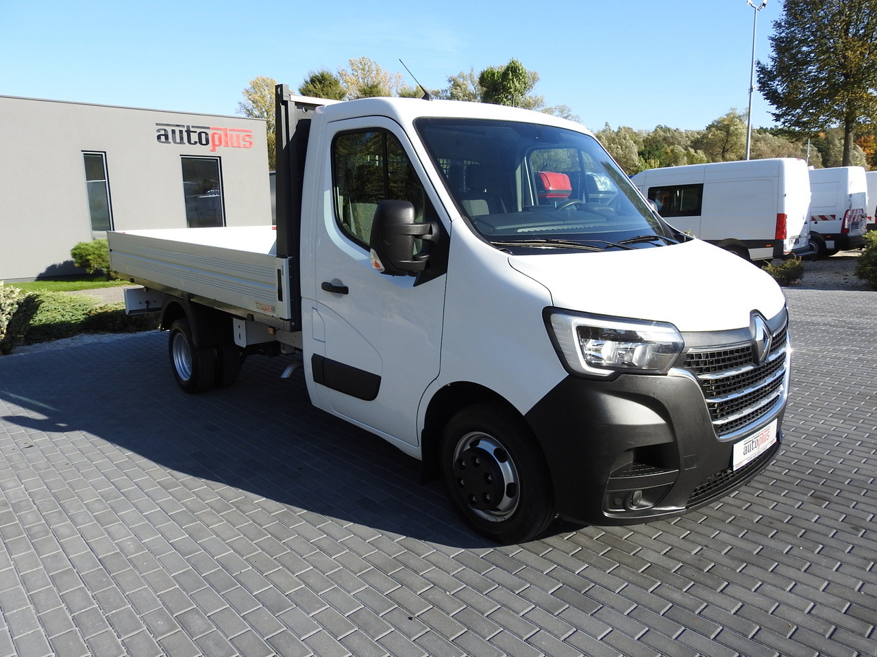 RENAULT MASTER STAKE BODY CRUISE CONTROL AIR CONDITIONING LED LIGHTS TWIN WHEELS 130HP - شاحنة توصيل مفتوحة: صورة 4 RENAULT MASTER STAKE BODY CRUISE CONTROL AIR CONDITIONING LED LIGHTS TWIN WHEELS 130HP - شاحنة توصيل مفتوحة: صورة 4