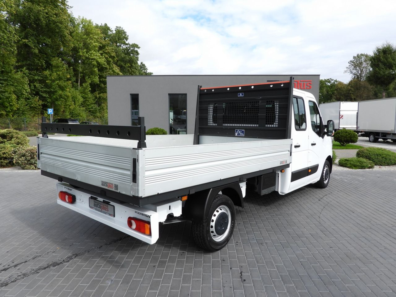 RENAULT MASTER STAKE BODY DOUBLE CABIN DOKA 7 SEATS LED LIGHTS AIR CONDITIONING 145HP - شاحنة توصيل مفتوحة: صورة 3 RENAULT MASTER STAKE BODY DOUBLE CABIN DOKA 7 SEATS LED LIGHTS AIR CONDITIONING 145HP - شاحنة توصيل مفتوحة: صورة 3