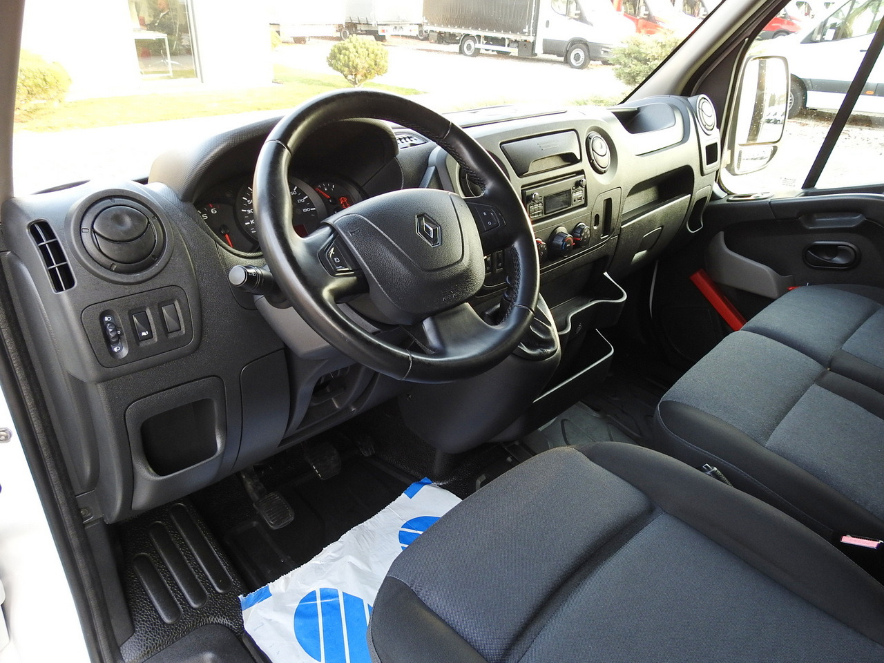 RENAULT MASTER TARPAULIN 10 PALLETS WEBASTO CRUISE CONTROL AIR CONDITIONING PNEUMATICS 170HP - شاحنة مغلقة بستائر جانبية: صورة 2 RENAULT MASTER TARPAULIN 10 PALLETS WEBASTO CRUISE CONTROL AIR CONDITIONING PNEUMATICS 170HP - شاحنة مغلقة بستائر جانبية: صورة 2