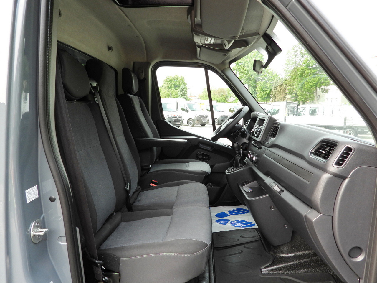 شاحنة مغلقة بستائر جانبية RENAULT MASTER TARPAULIN 10 PALLETS WEBASTO CRUISE CONTROL LED LIGHTS PNEUMATICS AIR CONDITIONING 165HP: صورة 36 شاحنة مغلقة بستائر جانبية RENAULT MASTER TARPAULIN 10 PALLETS WEBASTO CRUISE CONTROL LED LIGHTS PNEUMATICS AIR CONDITIONING 165HP: صورة 36