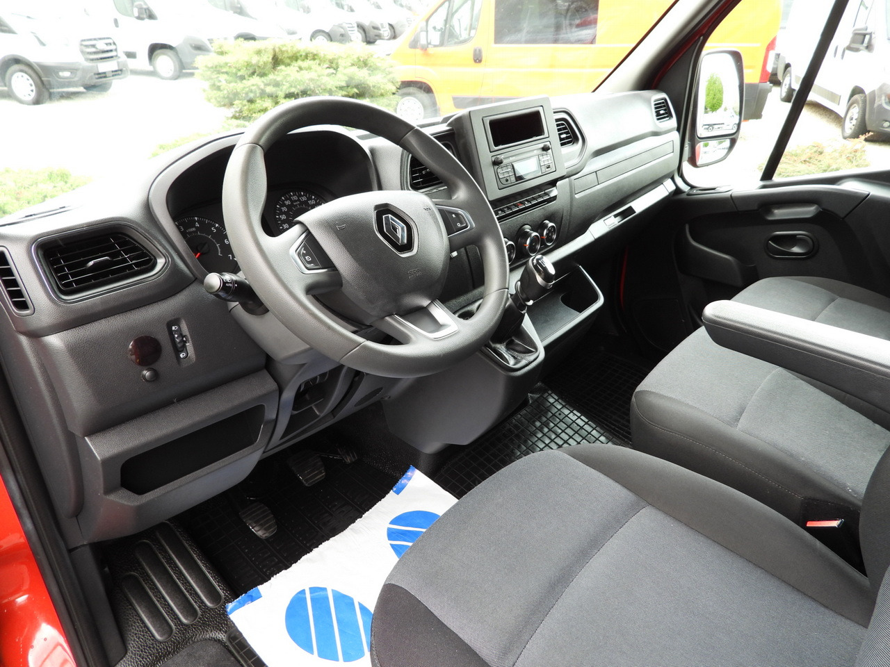 RENAULT MASTER TARPAULIN 10 PALLETS WEBASTO CRUISE CONTROL LED LIGHTS PNEUMATICS AIR CONDITIONING 165HP - شاحنة مغلقة بستائر جانبية: صورة 2 RENAULT MASTER TARPAULIN 10 PALLETS WEBASTO CRUISE CONTROL LED LIGHTS PNEUMATICS AIR CONDITIONING 165HP - شاحنة مغلقة بستائر جانبية: صورة 2