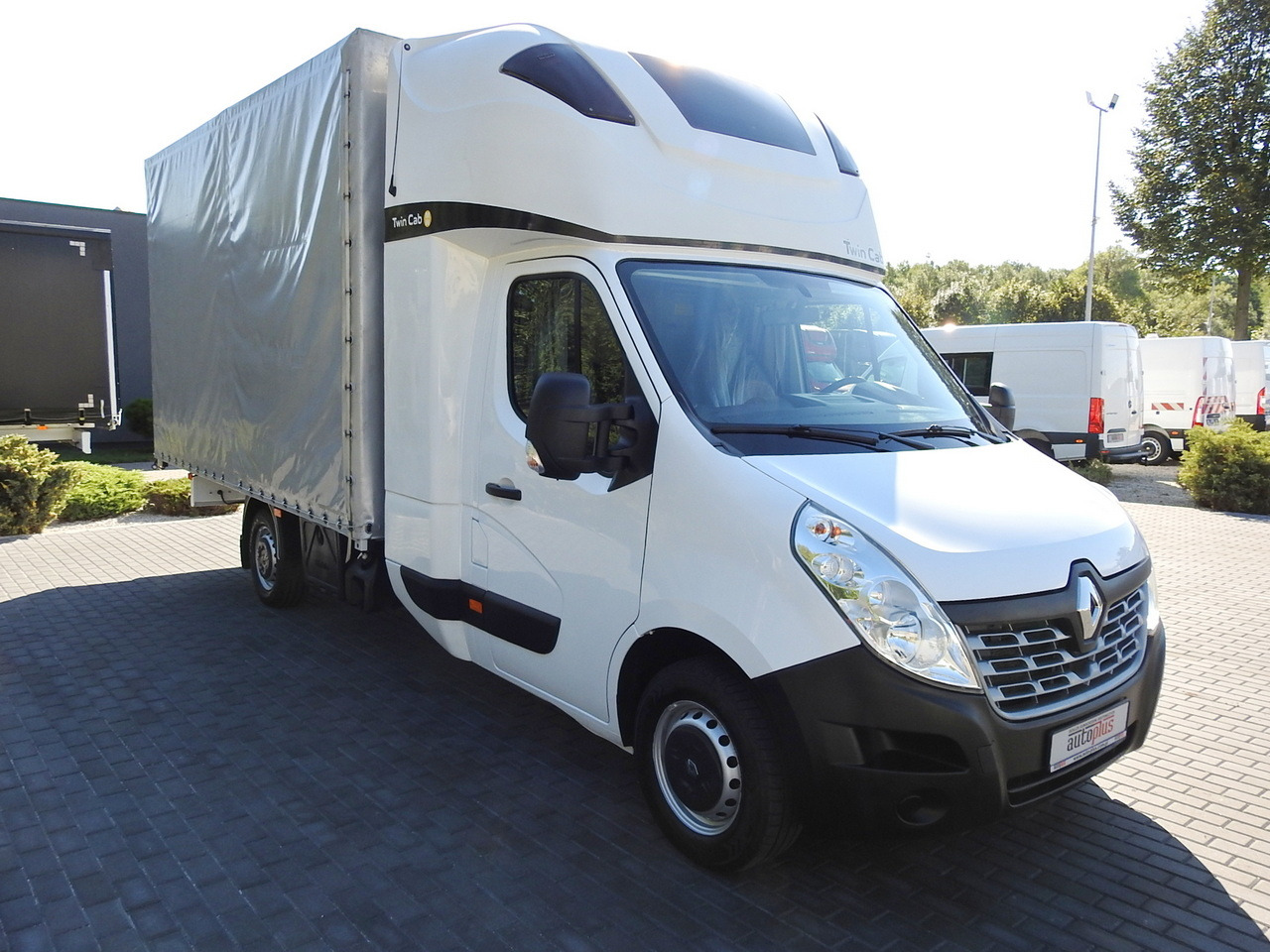 RENAULT MASTER TARPAULIN 8 PALLETS WEBASTO CRUISE CONTROL AIR CONDITIONING PNEUMATICS  170HP - شاحنة مغلقة بستائر جانبية: صورة 4 RENAULT MASTER TARPAULIN 8 PALLETS WEBASTO CRUISE CONTROL AIR CONDITIONING PNEUMATICS  170HP - شاحنة مغلقة بستائر جانبية: صورة 4