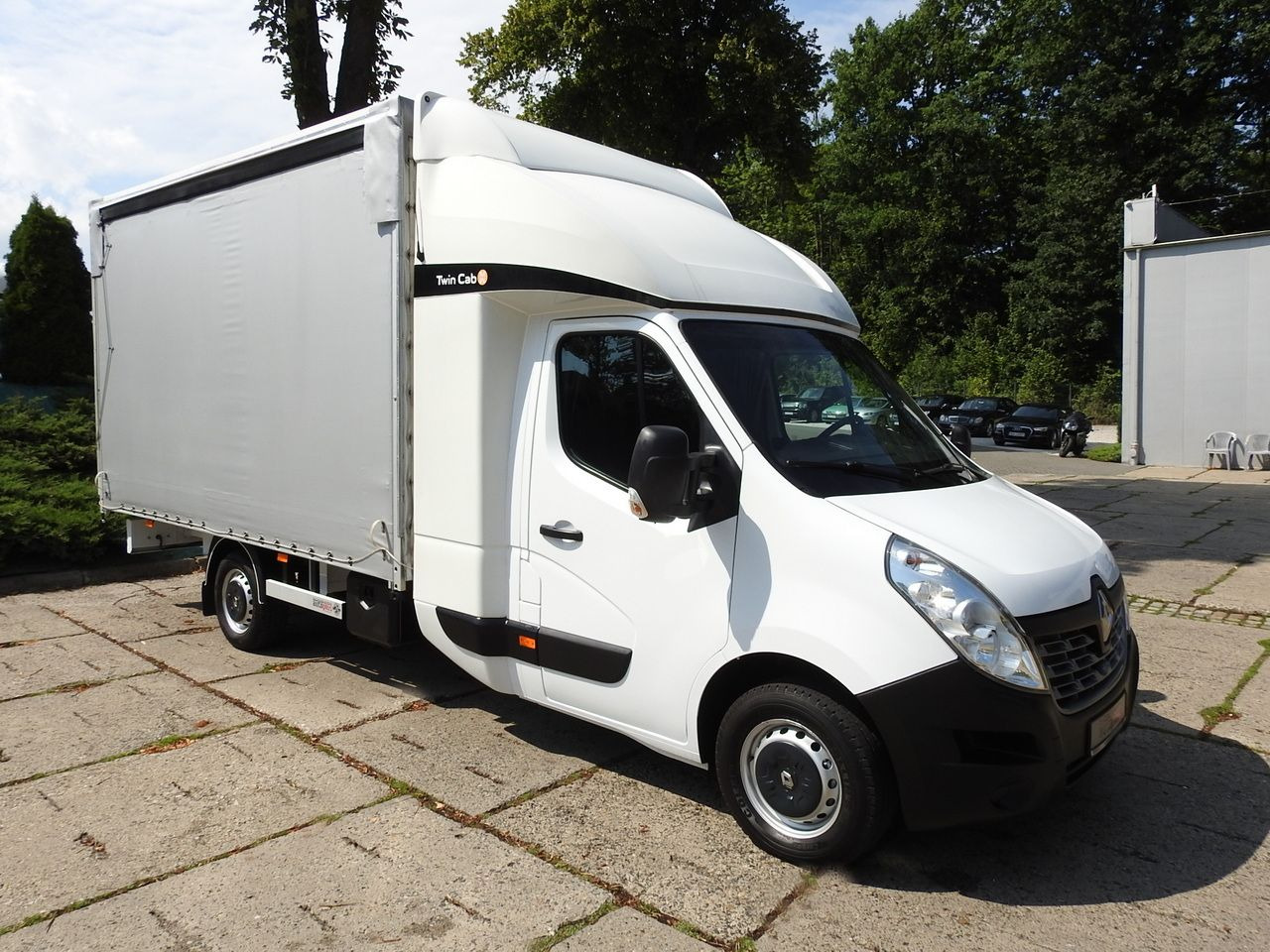 RENAULT MASTER TARPAULIN 8 PALLETS WEBASTO CRUISE CONTROL PNEUMATICS AIR CONDITIONING 170HP - شاحنة مغلقة بستائر جانبية: صورة 4 RENAULT MASTER TARPAULIN 8 PALLETS WEBASTO CRUISE CONTROL PNEUMATICS AIR CONDITIONING 170HP - شاحنة مغلقة بستائر جانبية: صورة 4