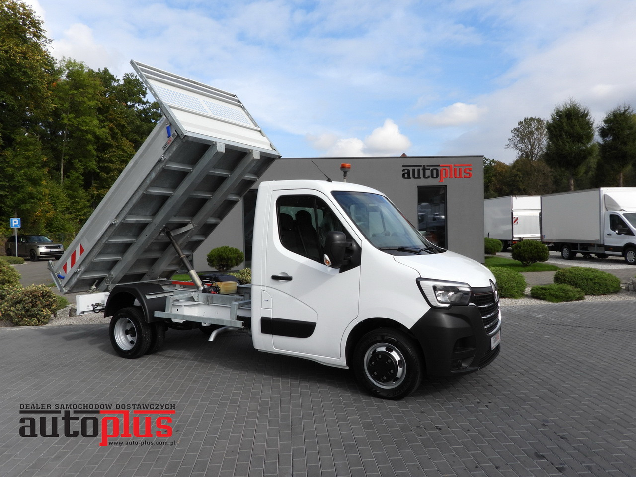 RENAULT MASTER TIPPER CRUISE CONTROL LED LIGHTS TWIN WHEELS AIR CONDITIONING 130HP - قلاب صغير: صورة 1 RENAULT MASTER TIPPER CRUISE CONTROL LED LIGHTS TWIN WHEELS AIR CONDITIONING 130HP - قلاب صغير: صورة 1